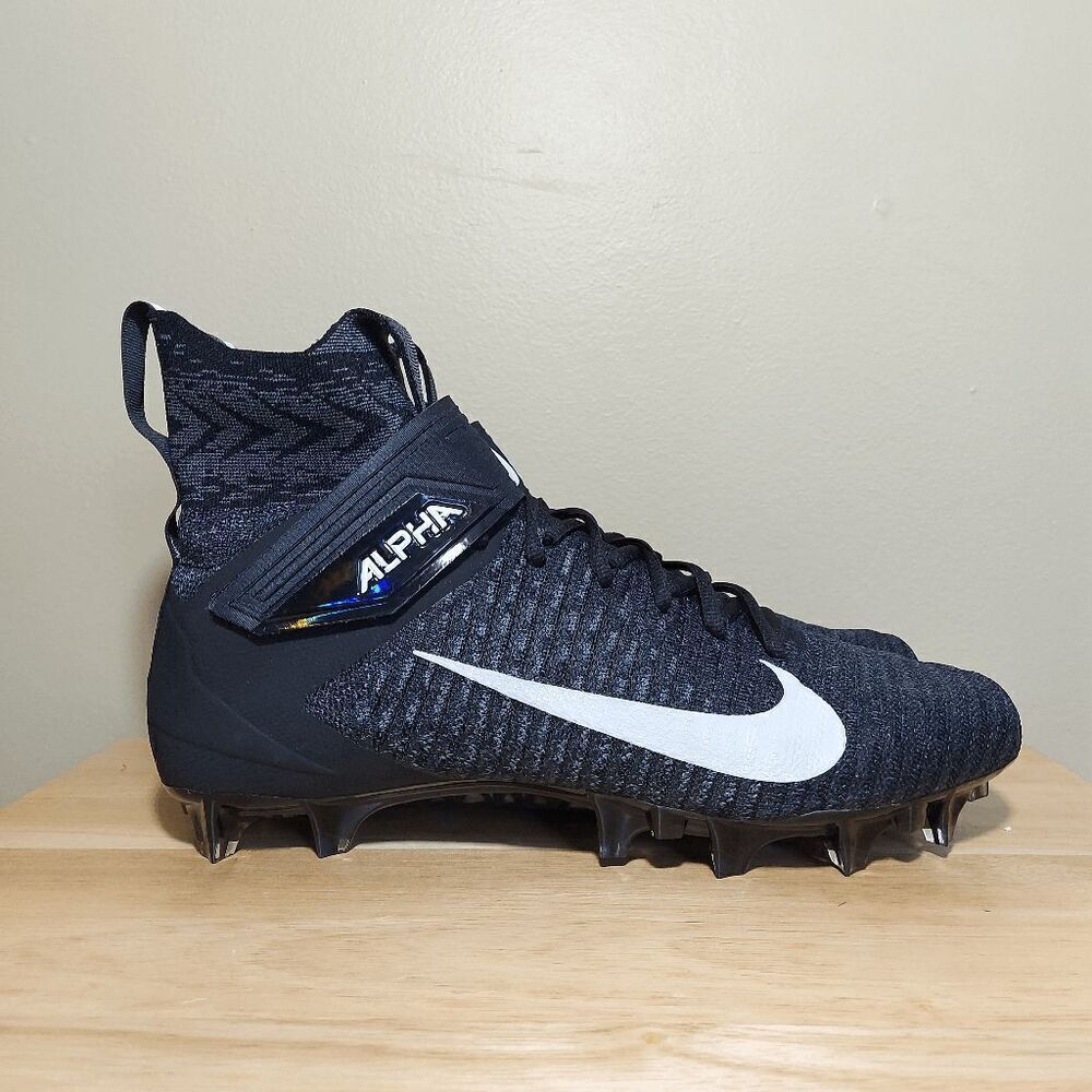 Nike Alpha Menace Elite 2 Flyknit Football Cleats Black White AO3374-001 Men's